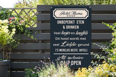 Gartenposter - 80x120 cm - Zitate - Hotel mum - Sprichwörter - Mutter (Gr. 80x120 cm)