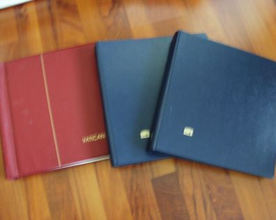 3 Falzlos Vordruckalben mit Text Vatikan von 1959 bis 2011, siehe Bilder.