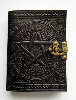 Buch der Schatten Pentagramm schwarz Leder Messingbeschlag Tagebuch Hexenbuch