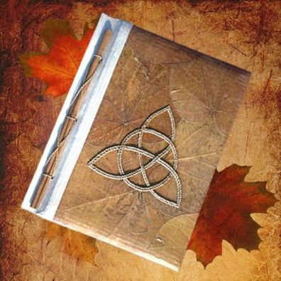 Buch der Schatten Triquetra echte Blättern braun Tagebuch Hexenbuch Notizbuch