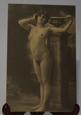Postkarte Ansichtskarte Weltpostverein Akt Erotik (7)