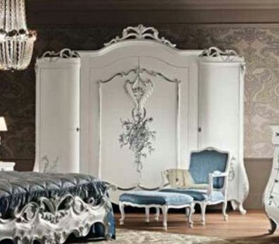 Casa Padrino Luxus Barock Schlafzimmerschrank mit 4 Türen Weiß / Silber - Prunkvoller
