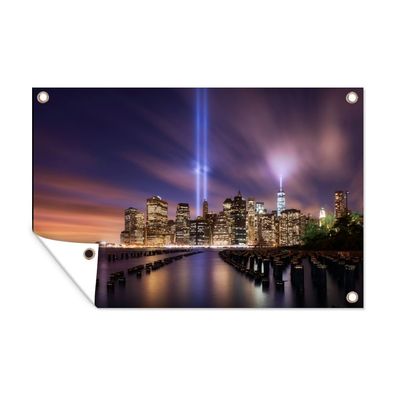 Outdoor-Poster Gartenposter 90x60 cm New York - Nacht - Stadt - Wasser