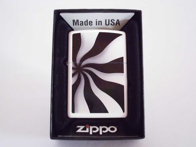 Zippo- Spiral White Black