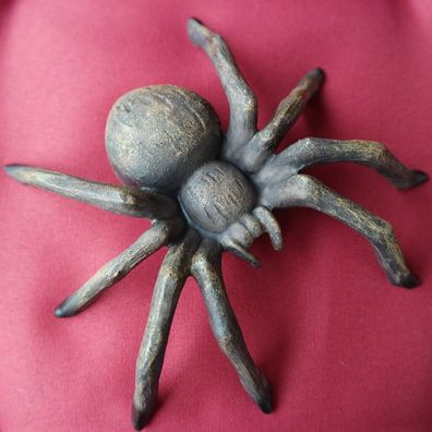 Spinne Vogelspinne XL Dekofigur Polyresin Garten Deko Halloween Figur groß