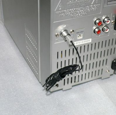 Audioproject A290 Autoantenne 18cm Fuß 5m Strom Kabel AM FM UKW