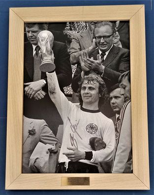 Bernd Hölzenbein FIFA Weltmeister 1974 Original Signiert