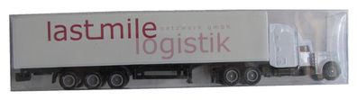 Last Mile Logistik Netzwerk Nr. - Schriftzug - Peterbilt - US Sattelzug