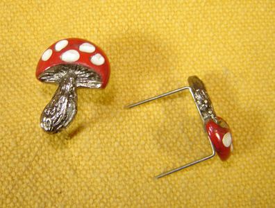 Splint Fliegenpilz handbemalt rot weiß 2,3 cm Trachten Hutschmuck