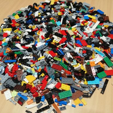 Lego® 1 Kilogramm Kleinteile Zubehör / Sammlung viele Themen Creator City Star Wars