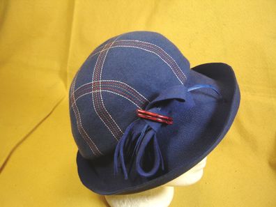 Damenhut Atelier Einzelstück bester Haarfilz blau knautschiger Hut DH209