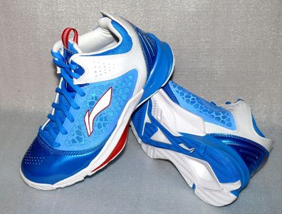 Lining D557 Herren Sport Schuhe Running Freizeit Sneaker 44 1/3 UK 9,5 Blau Weiß