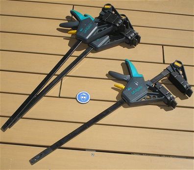 eine Klemmzwinge Pro-L aus Terrassenbau-Set Wolfcraft 6988000 4006885698802