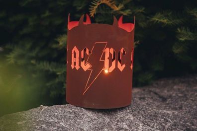 AC/ DC Windlicht aus Metall fï¿½r Haus Terrasse und Garten AC/ DC Fackel