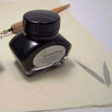 GRÜNE TINTE, Colux Tinte in schwarz, 30ml, auch für Kolbenfüller. Made in Germany