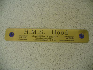 Namensschild für Modellständer mit Daten - HMS Hood