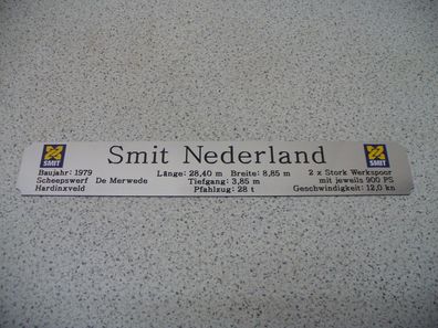 Namensschild für Modellständer mit Daten - Smit Nederland