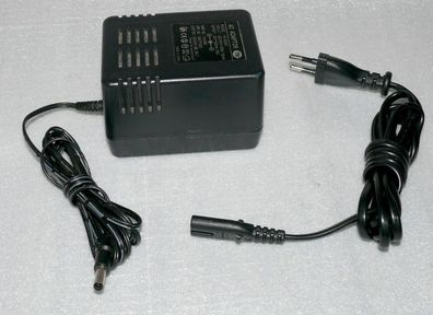 YK30050V AC Power Trafo Adapter 30V 500mA Ladegerät Netz teil stecker 5-2,4 mm
