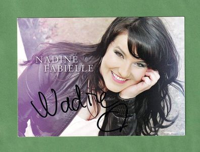 Nadine Fabielle (deutsche Schlagersängerin ) - persönlich signiert