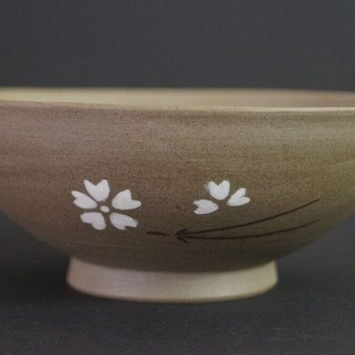 Sakura - handgetöpferte japansiche Teeschale (Chawan) Koda Keramik 6064