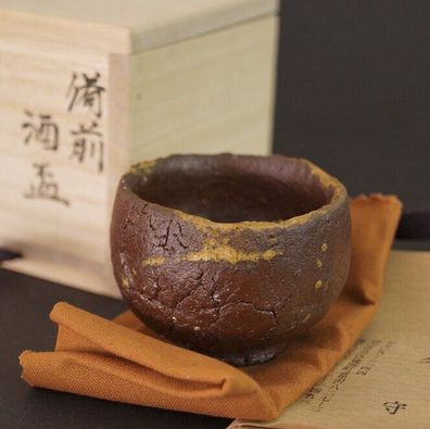 Handgetöpferte japanische Sake-Schale Guinomi Bizen Keramik von Takaaki Kimura