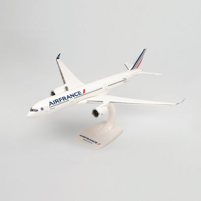 Herpa Wings SF 612470-001 - Air France Airbus A350-900 - 2021 livery - F-HTYM. 1:200