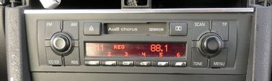 Audi A4 8E Radio Audi Kasette Original chorus inkl. Code