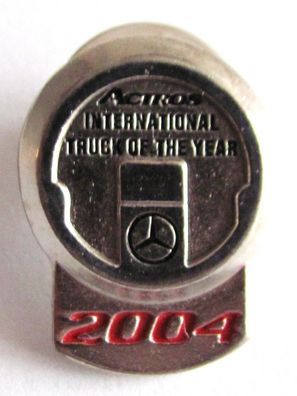Mercedes Benz - Actros International - Truck of the Year 2004 - Pin 15 x 20 mm #