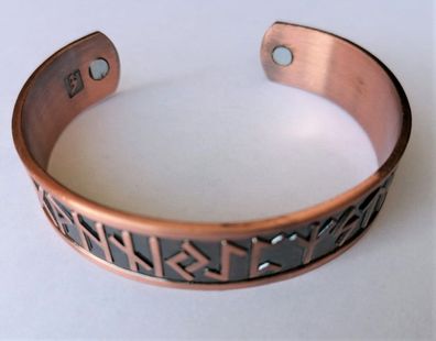 Armreif RUNEN Kupfer mit 2 Magneten D: 6 cm B: 1,4 cm Magnetarmband