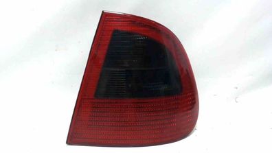 Heckleuchte Rücklicht aussen rechts mit Lampenträger SEAT Cordoba 1.4 MPI SE