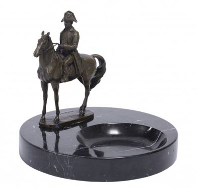 Casa Padrino Luxus Jugendstil mit Bronzefigur Napoleon auf Pferd