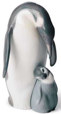 Casa Padrino Luxus Porzellanfigur Pinguin Mutter mit Kind Grau / Weiß / Schwarz 16 x
