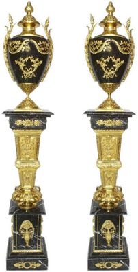 Casa Padrino Barock Deko Porzellan Vasen mit Marmor Säulen Set Schwarz / Gold 30 x 30