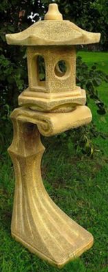 Casa Padrino Gartenleuchte im Asiatischen Stil Beige H. 135 cm - Wetterbeständige Gar