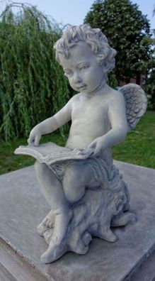 Casa Padrino Jugendstil Skulptur Engel mit Buch Grau 18 x H. 40 cm - Garten Deko Figu