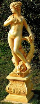 Casa Padrino Jugendstil Gartendeko Skulptur / Statue Mädchen mit einem Fisch Beige 45