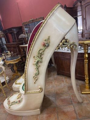 Casa Padrino Luxus Barock High Heel Vitrine Lila / Creme / Gold - Handgefertigter Mas