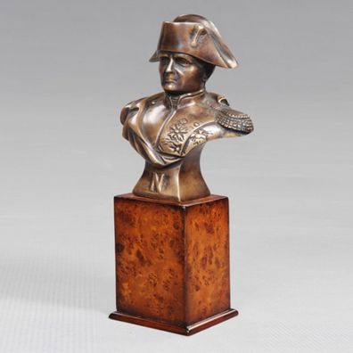 Casa Padrino Luxus Bronzefigur Napoleon auf Holzsockel - Bronze Figur Büste - Frankre