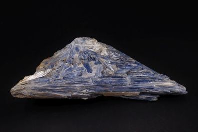 Blauer Kristall 620 Gramm - natürlicher Kyanit Rohstein / Heilstein Mineral 1#Z3