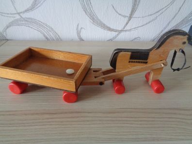 Pferd mit Wagen -aus Holz -Vero- Ziehtier -DDR