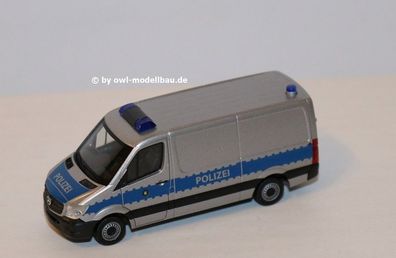 Herpa 094238 - Mercedes-Benz Sprinter Kasten Flachdach - Polizei Sachsen. 1:87