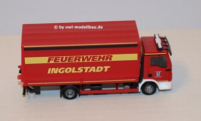 Herpa 094221 - MAN TGL Planen-LKW mit Ladebordwand - Feuerwehr Ingolstadt. 1:87