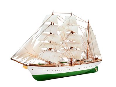 Revell Gorch Fock in 1:350 Revell 05432 Bausatz