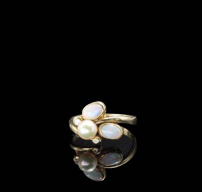 585/ - 14 Kt Gelbgold Ring mit Perle, Opal, Diamant, 0,04 Ct, Ringgröße 58.