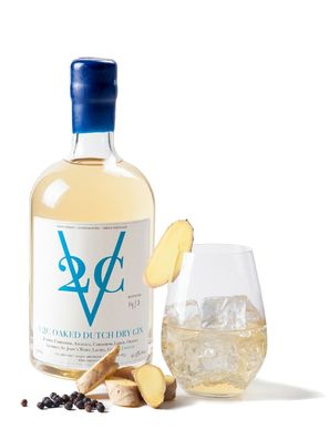 V2C Oaked Dry Gin / 41,5% Vol. 0,5 ltr. / Eichenholzfass Vanille Aroma