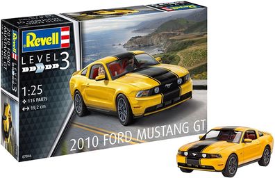 Revell 07046 - 2010 Ford Mustang GT. 1:25