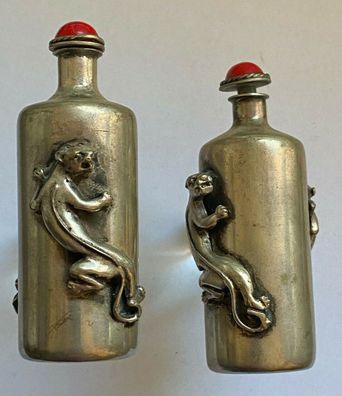 2 Snuff-bottles Metall mit roter Koralle - China - Qing Dynasty - XIX century