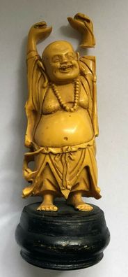 Buddha- hochwertige Arbeit , Kunstmasse auf Holzsockel - 16 cm - 237 Gramm