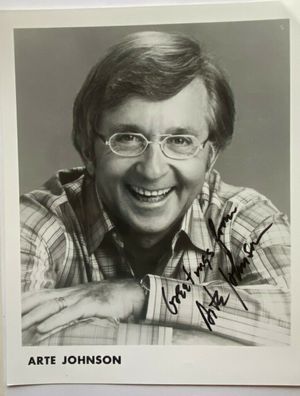 Arte Johnson - Film - original Autogramm - Großfoto 25 x 20 cm