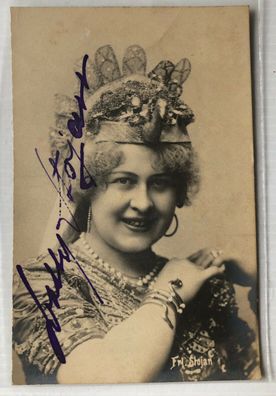 Betty Stojan - Film / Theater - original Autogramm - Größe 14 x 9 cm